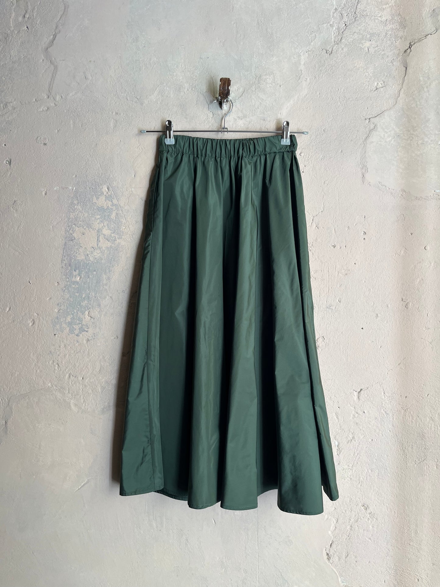 Gonna taffeta’ verde Niu’