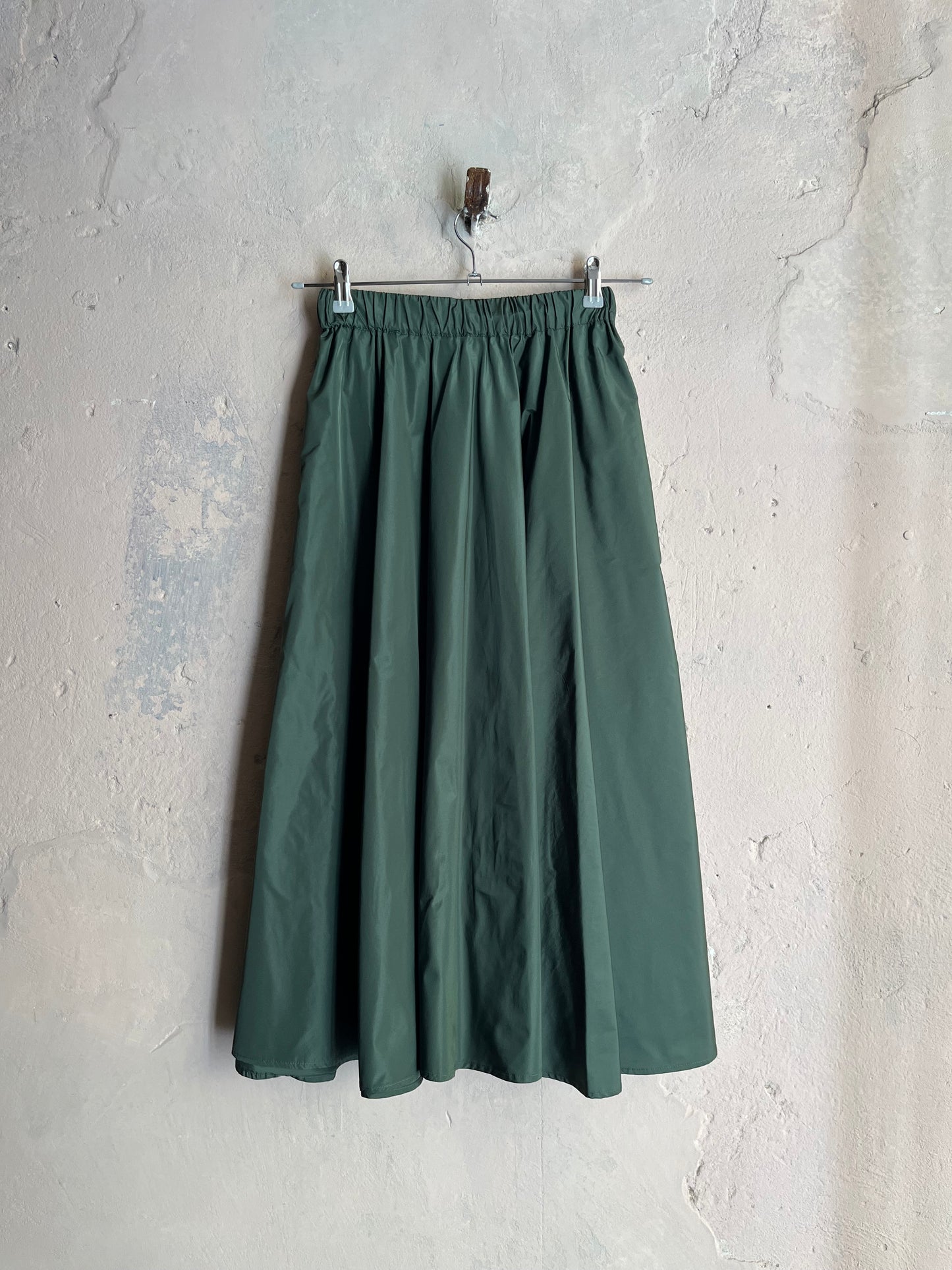 Gonna taffeta’ verde Niu’