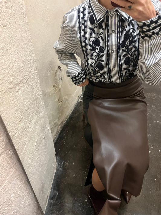 Camicia ricamata riga azzurra Maison Hotel