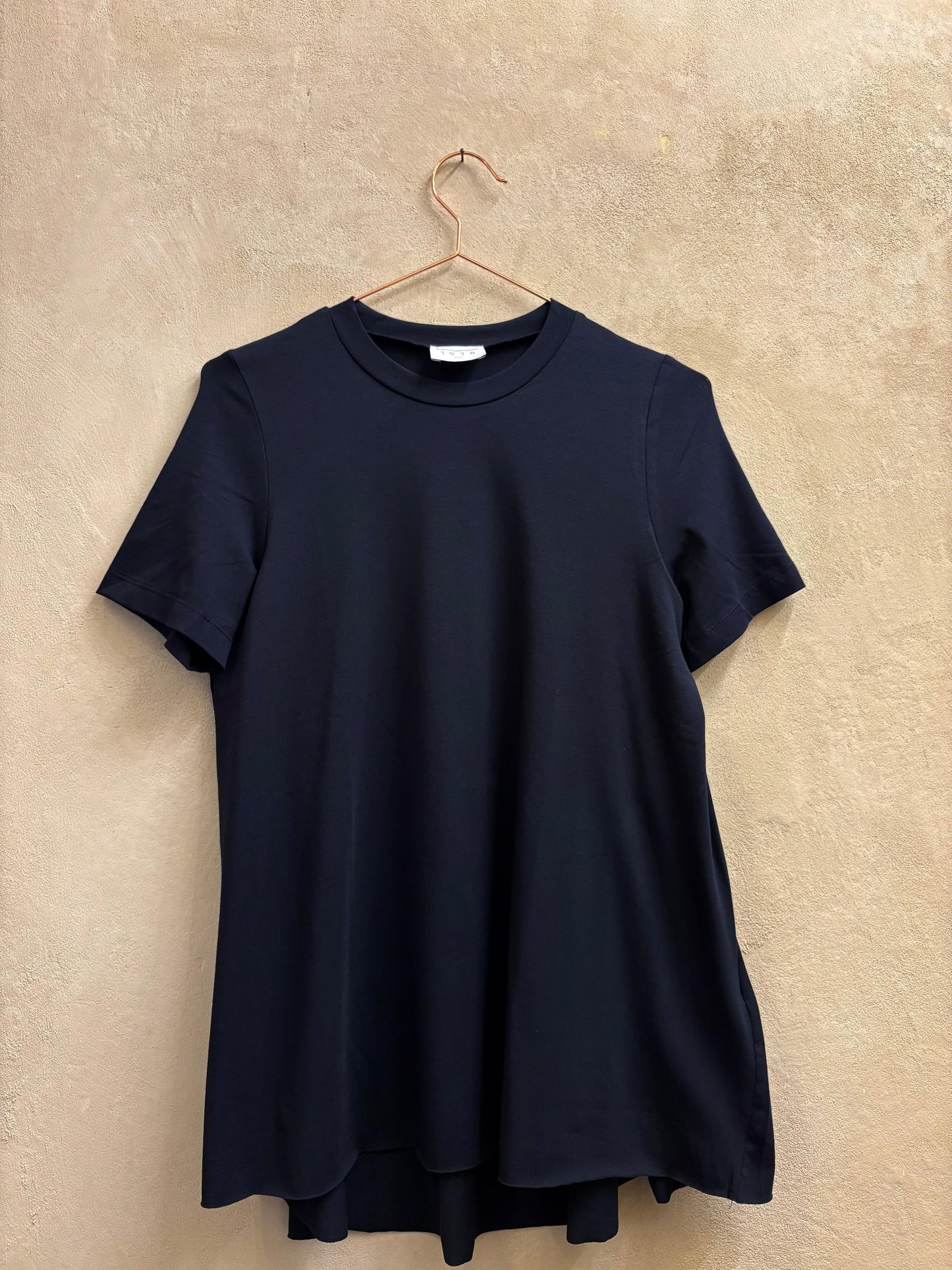 T-shirt lunga blu 1978