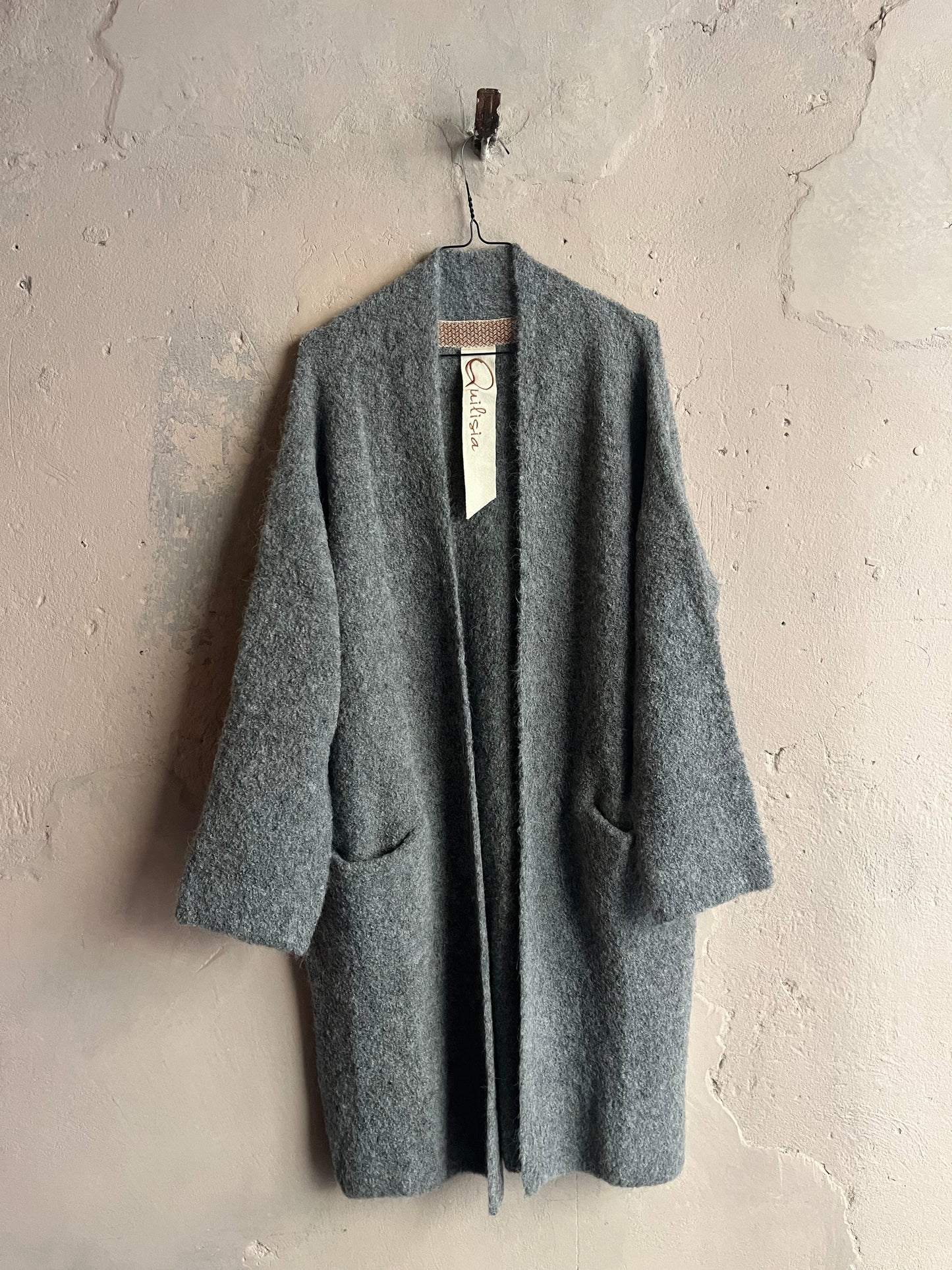 Cardigan/cappotto grigio Quilisia