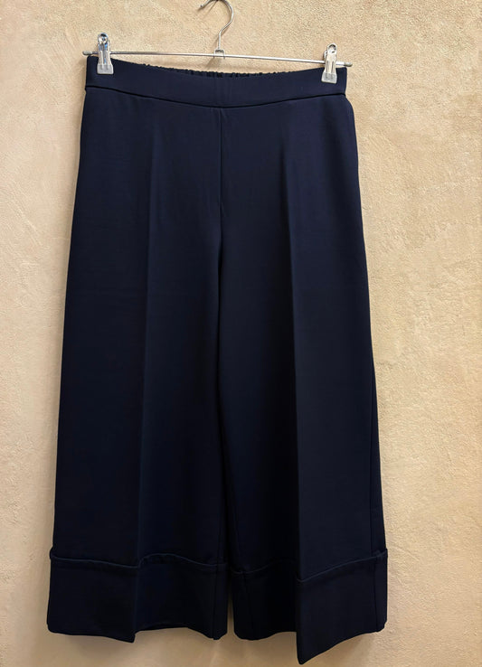 Pantalone Humility